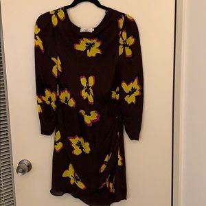 A.L.C. Beautiful silk drapey printed dress. Size 4